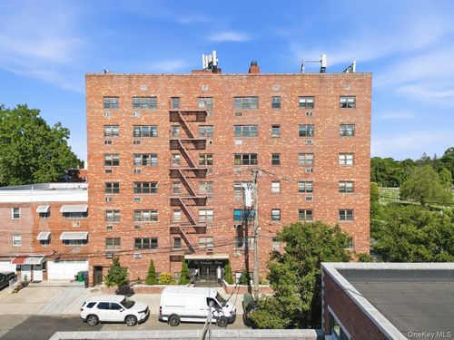 4f-4200 Herkimer Pl, Bronx, NY, 10470-1941 | Card Image