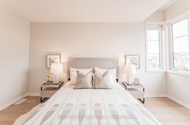 71 Tango Cres, House other with 4 bedrooms, 4 bathrooms and 2 parking in Newmarket ON | Image 36