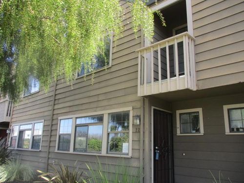 12-140 Gibson Dr, Hollister, CA, 95023 | Card Image