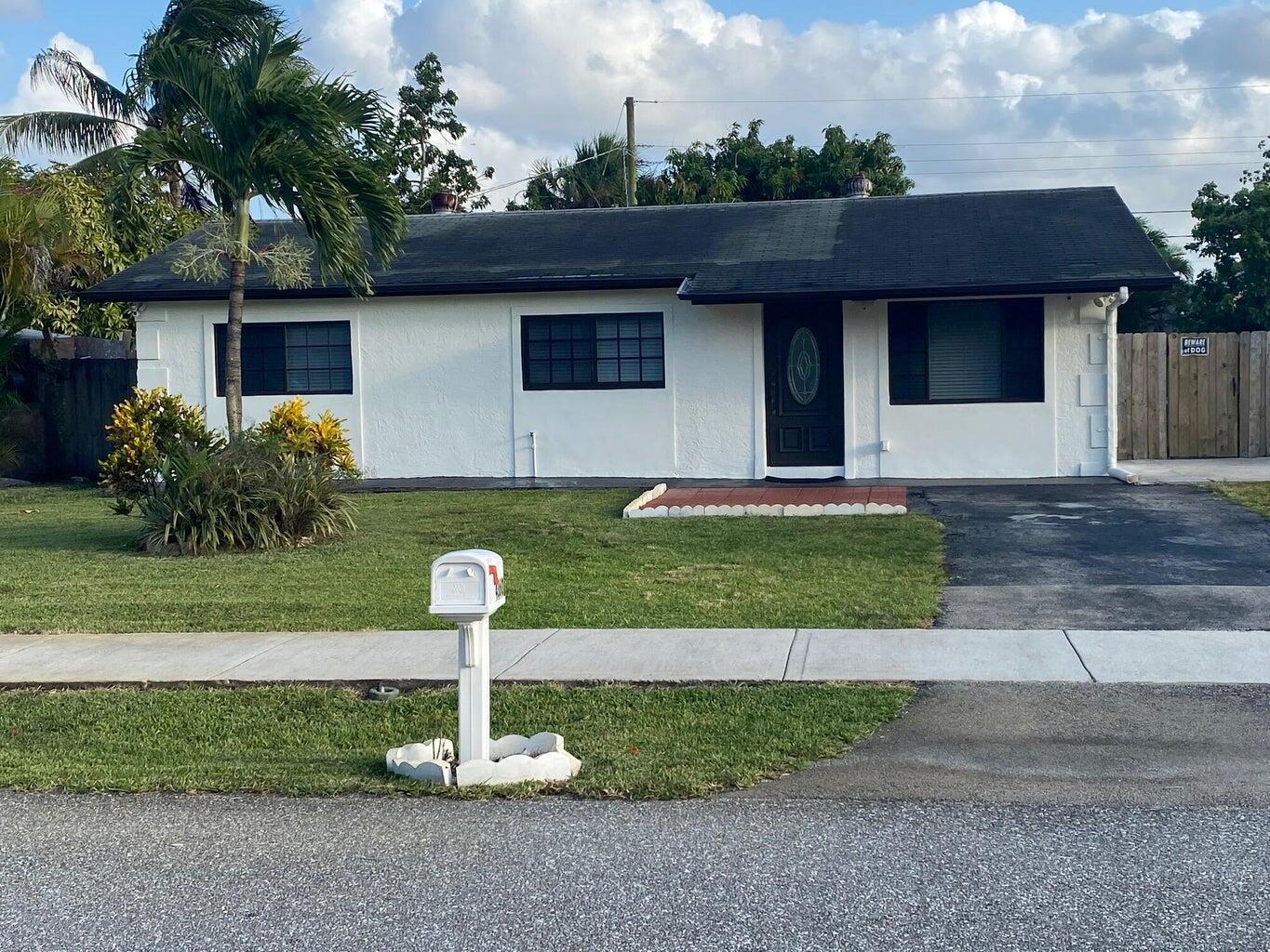 61st St, Fort Lauderdale, FL 33319