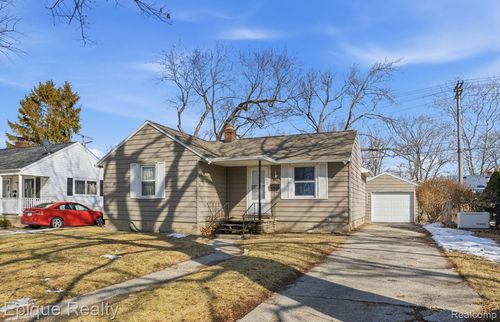 2846 Cooper Ave, Port Huron, MI, 48060-2024 | Card Image