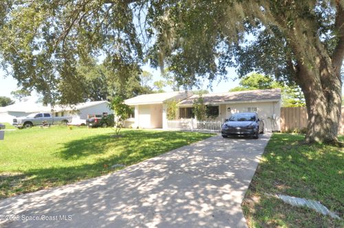 1318 Vancouver Ave Se, Palm Bay, FL, 32909-5351 | Card Image