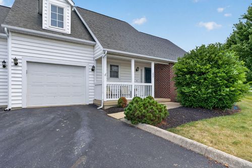292 Village Dr, Johnstown, OH, 43031-9251 | Card Image