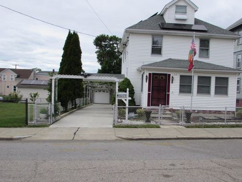 77 Seventh St, East Providence, RI, 02914-5127 | Card Image