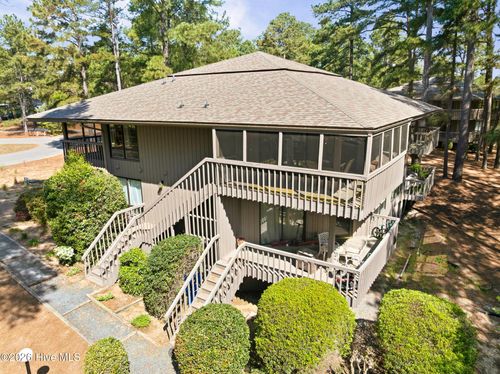 424 Foxcroft Cir, Jackson Springs, NC, 27281-9724 | Card Image