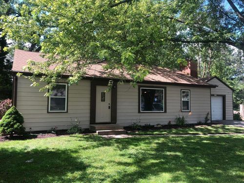 18375 W Beloit Rd, New Berlin, WI, 53146-4227 | Card Image