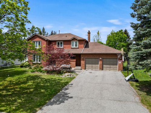 40 Humber Valley Cres, King City, ON, L7B1B7 | Card Image