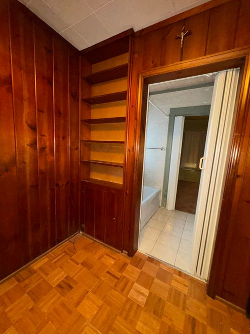 2830 Reynolds St, Flint, MI, 48503-3070 | Card Image