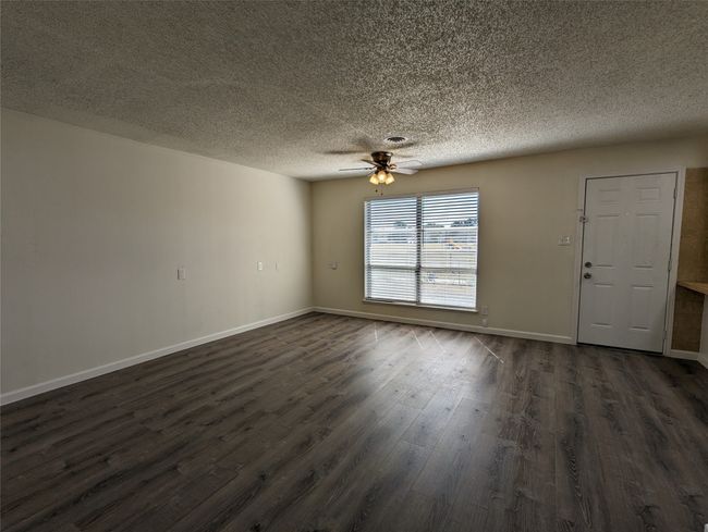 512 Rorary Dr, House other with 3 bedrooms, 1 bathrooms and null parking in Richardson TX | Image 4