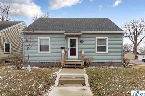 349 Tyler Ave, North Mankato, MN, 56003-2245 | Card Image