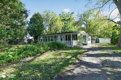 7282 Neff Rd, Mount Morris, MI, 48458-1838 | Card Image