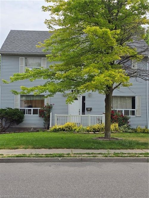 main-floor-113 Beverly St, Cambridge, ON, N1R3Z6 | Card Image