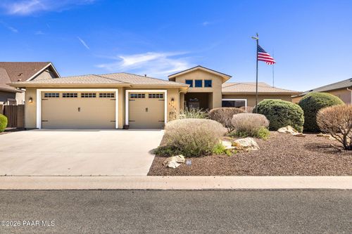 8353 N View Crst, Prescott Valley, AZ, 86315-6857 | Card Image