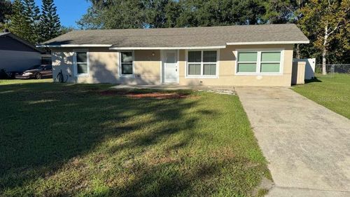 545 Oak Dr, TAVARES, FL, 32778-3914 | Card Image