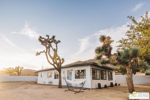 6974 Apache Trl, Yucca Valley, CA, 92284-2611 | Card Image