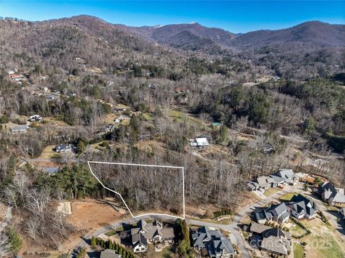 15-7 Kiftsgate Ct, Asheville, NC, 28804-0015 | Card Image