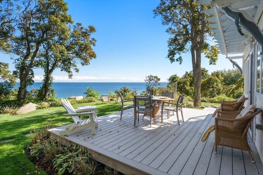 Menotomy Rd, Plymouth, MA 02360