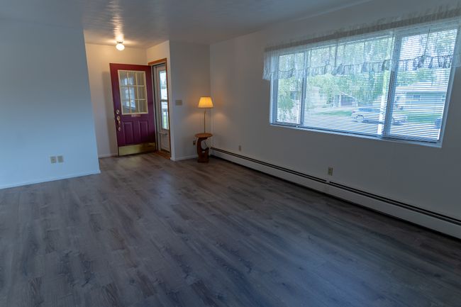611 E King St, House other with 5 bedrooms, 2 bathrooms and null parking in East Helena MT | Image 4