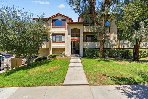 932-18161 Sundowner Way, Canyon Country, CA, 91387-4378 | Card Image