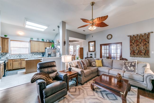 209 Timberbluff Ln, House other with 4 bedrooms, 2 bathrooms and null parking in Murphy TX | Image 9