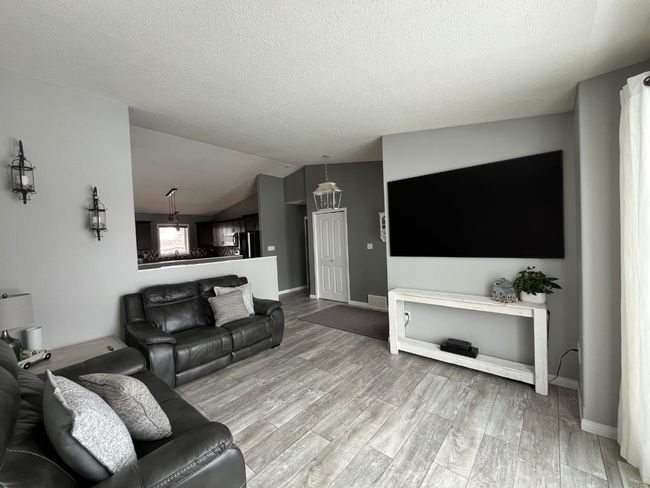 1130 16 Street, House other with 4 bedrooms, 3 bathrooms and 5 parking in Wainwright AB | Image 7