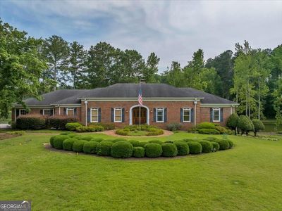 655 Mc Donough Road, Home with 7 bedrooms, 5 bathrooms and 8 parking in HAMPTON GA | Image 1