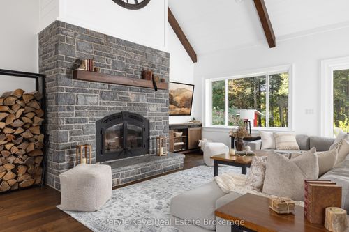 1100 Xavier St, Kilworthy, ON, P0E1G0 | Card Image