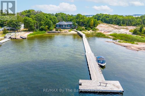 3854 Is 630 Georgian Bay, Georgian Bay (Baxter), ON, P0E1E0 | Card Image