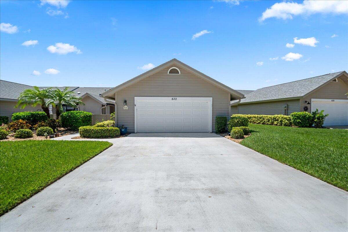 Willow Creek Ln, Melbourne, FL 32940