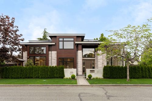 6571 Whiteoak Dr, Richmond, BC, V7E4Z7 | Card Image
