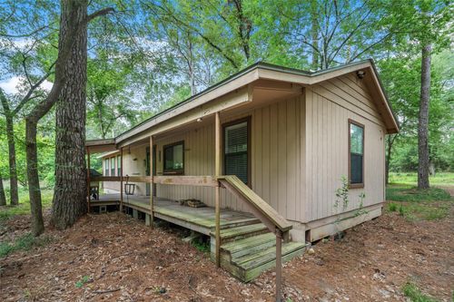 6071 County Road 448, Navasota, TX, 77868-6057 | Card Image