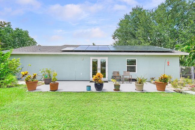 3171 Sw Crumpacker St, House other with 2 bedrooms, 2 bathrooms and null parking in Port St. Lucie FL | Image 4