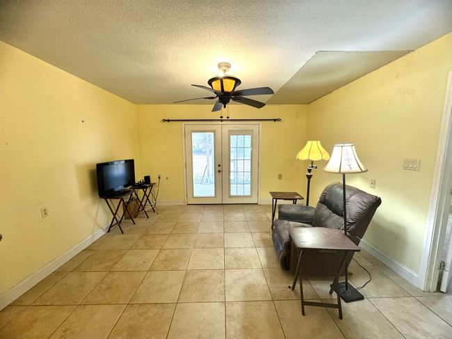 2335 Beverly St, House other with 4 bedrooms, 2 bathrooms and null parking in Bridge City TX | Image 15