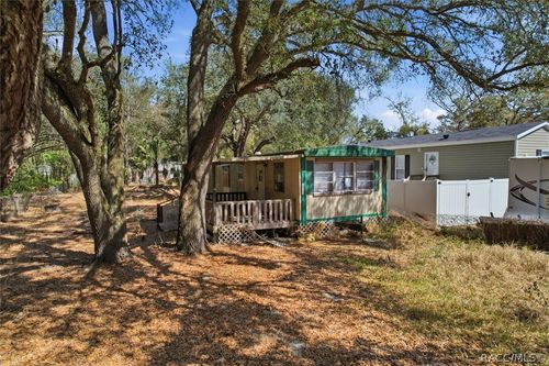 6331 W Orange Ln, Crystal River, FL, 34429-5668 | Card Image