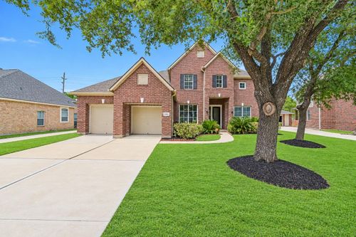 12003 Banks Run Dr, Pearland, TX, 77584-8831 | Card Image
