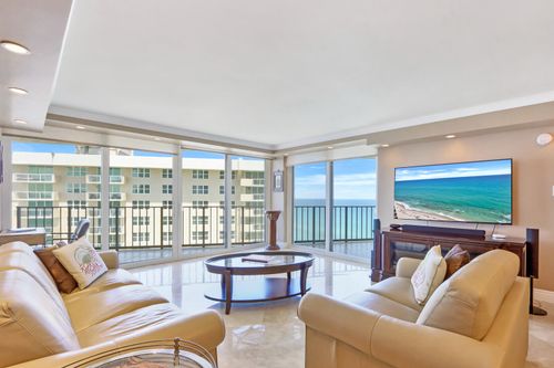 1703-5420 N Ocean Dr, Riviera Beach, FL, 33404-2543 | Card Image