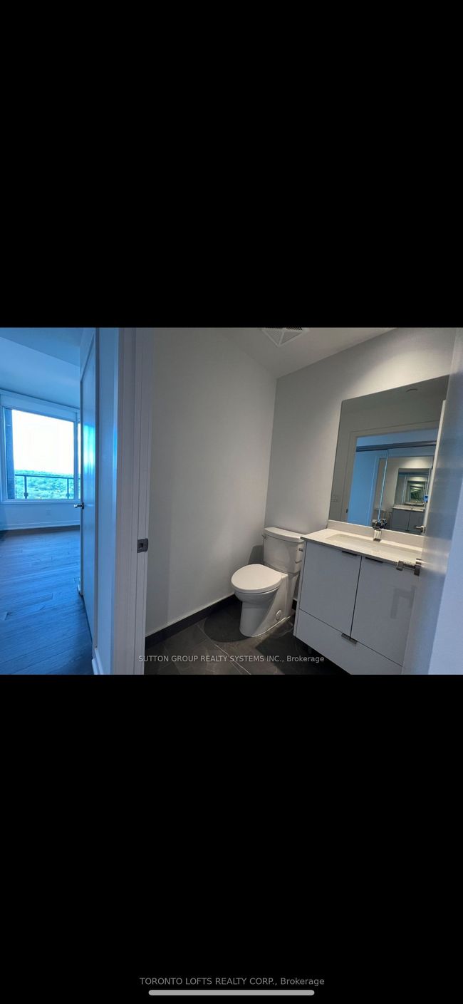 1926 Lake Shore Blvd W, Home with 1 bedrooms, 3 bathrooms and null parking in Toronto ON | Image 7
