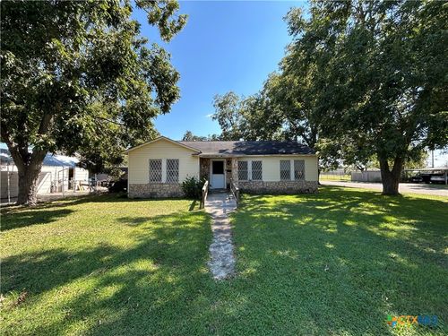 1601 E Polk Ave, Victoria, TX, 77901-3050 | Card Image