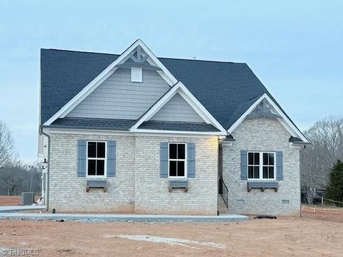 8305 Pyramid Drive, Summerfield, NC, 27358 | Card Image