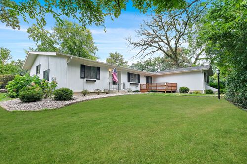 apt-2-915 Royal Dr, McHenry, IL, 60050-4273 | Card Image