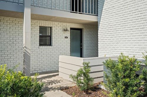 2992-2992 Plaza Terrace Dr, ORLANDO, FL, 32803-2832 | Card Image