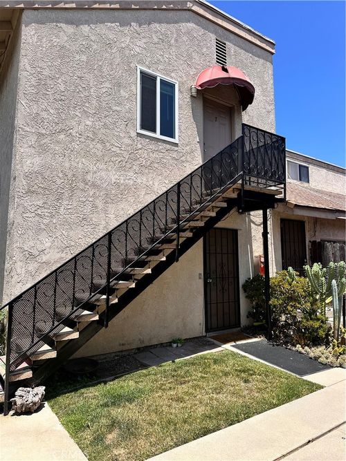 7-2517 Florida St, Huntington Beach, CA, 92648-2560 | Card Image