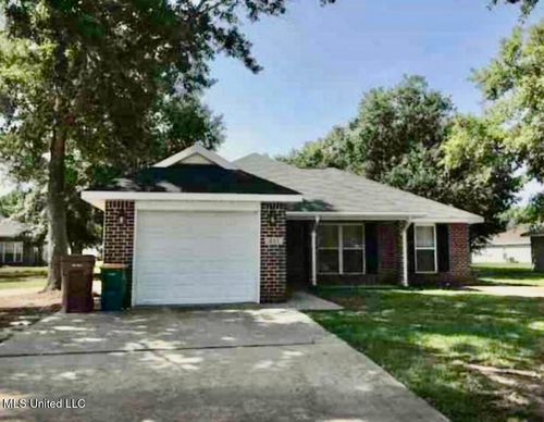 211 Lantana Boulevard, Long Beach, MS, 39560 | Card Image