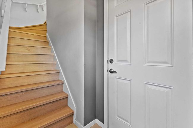 452 Ascot Cir Sw, Townhouse with 3 bedrooms, 3 bathrooms and 3 parking in Calgary AB | Image 6