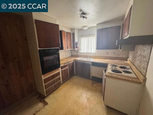 2832 Flannery Rd, House other with 4 bedrooms, 2 bathrooms and 2 parking in San Pablo CA | Image 4