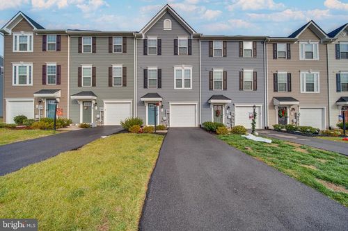 56 Absolution Drive, HEDGESVILLE, WV, 25427 | Card Image