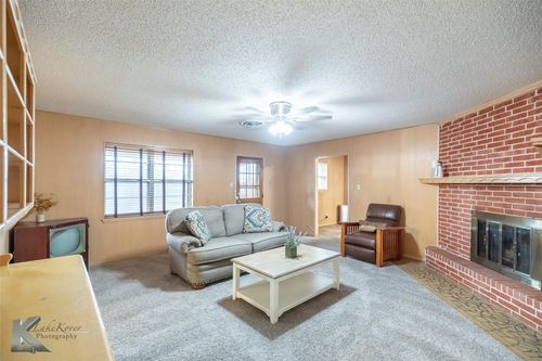 1926 Richland Dr, Abilene, TX, 79603-2441 | Card Image