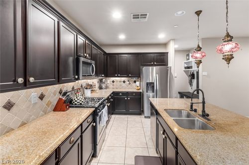 1160 Strada Cristallo, Henderson, NV, 89011-0953 | Card Image