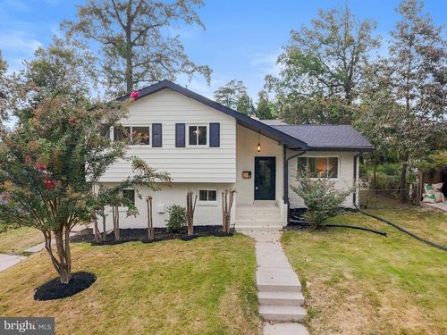 11313 College View Dr, SILVER SPRING, MD, 20902-2536 | Card Image