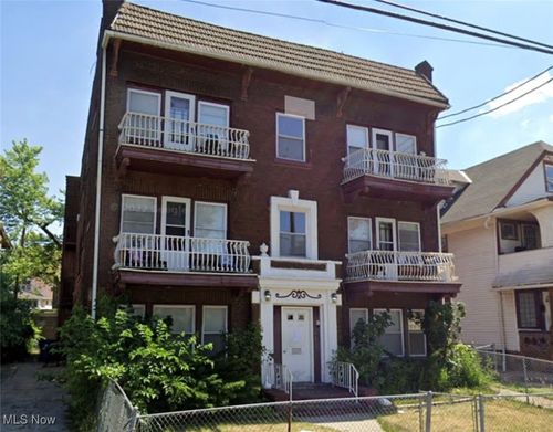 881 Eddy Rd, Cleveland, OH, 44108-2389 | Card Image